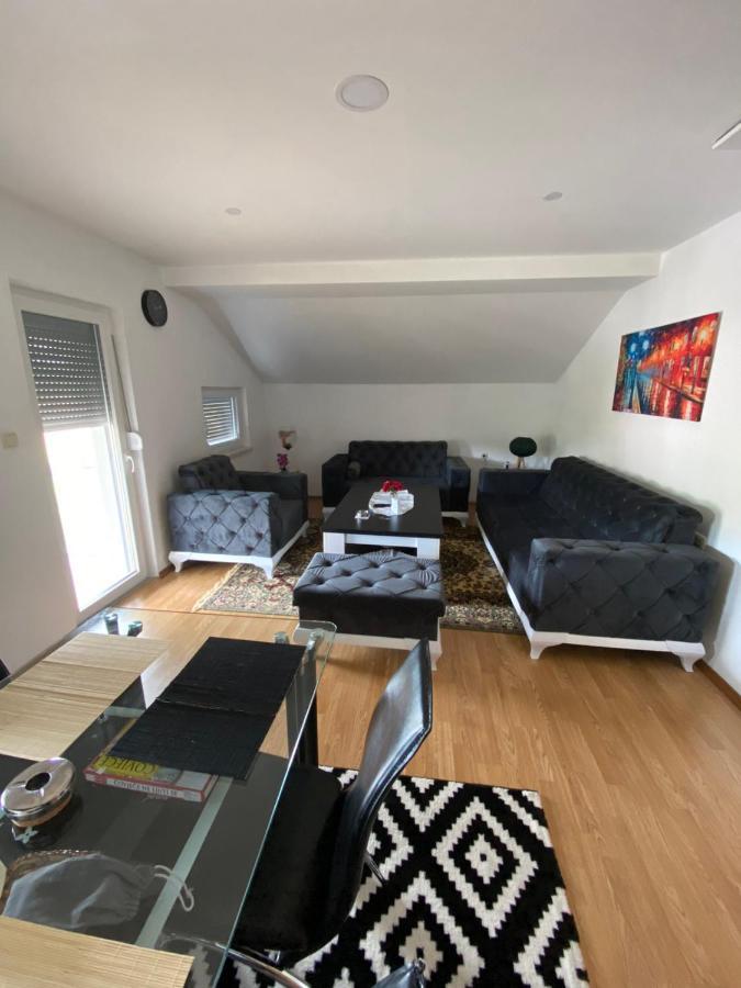 Rok Villa Tesanj Luaran gambar